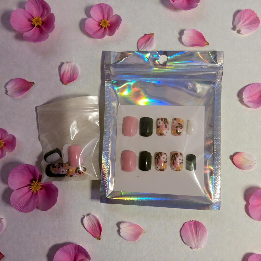 Pink and Black 24 pc Floral Press-On Nails